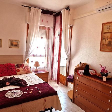 Apartamento Berry Playa Naufragos Torrevieja Esterno foto