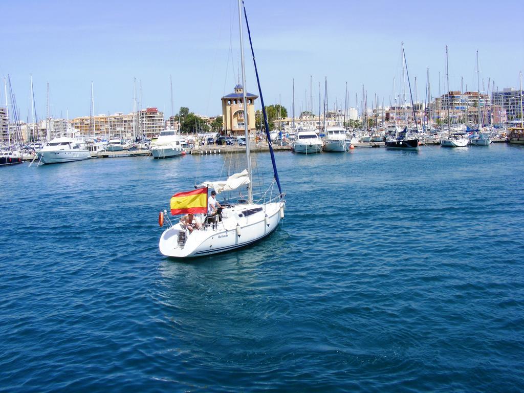 Apartamento Berry Playa Naufragos Torrevieja Esterno foto