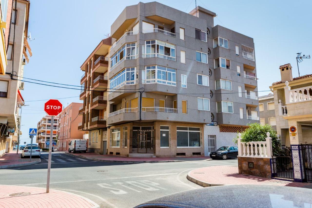Apartamento Berry Playa Naufragos Torrevieja Esterno foto