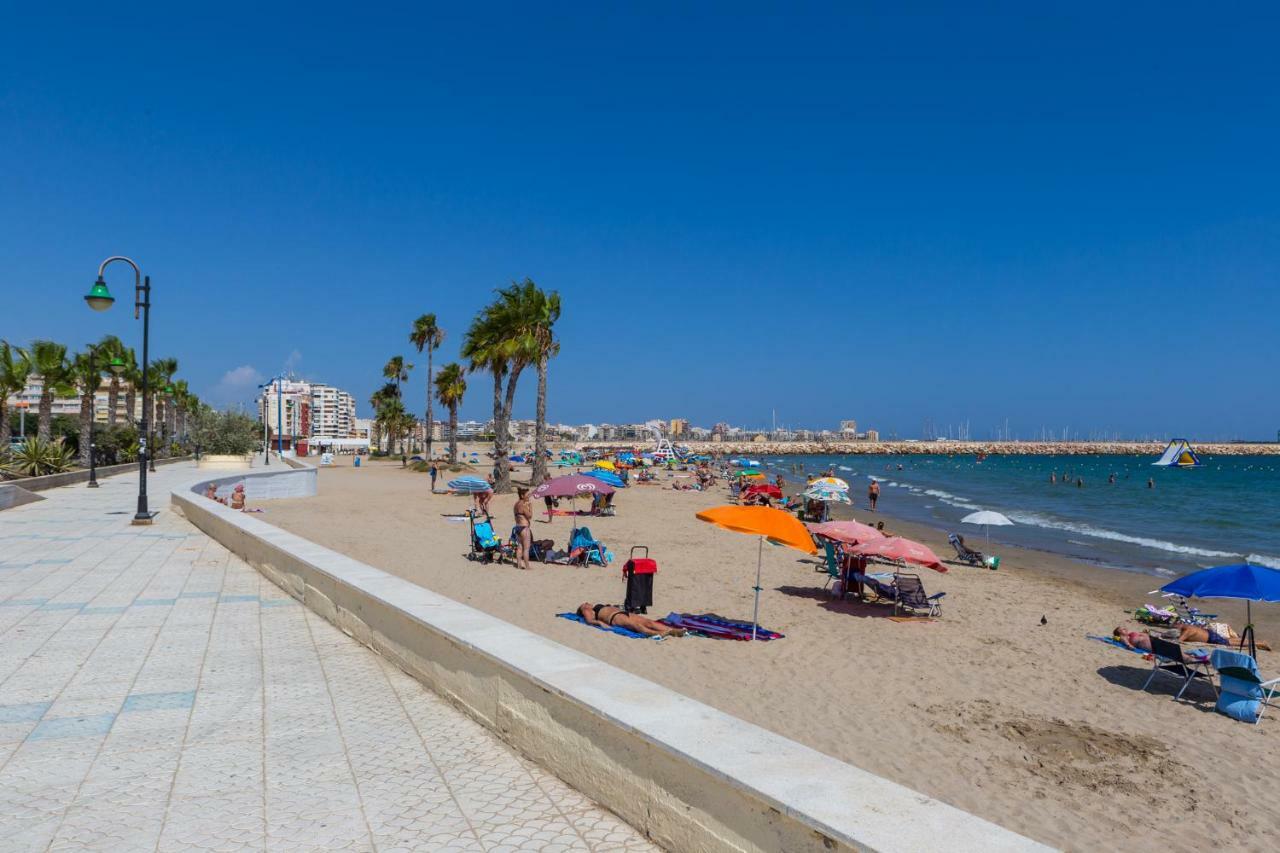 Apartamento Berry Playa Naufragos Torrevieja Esterno foto